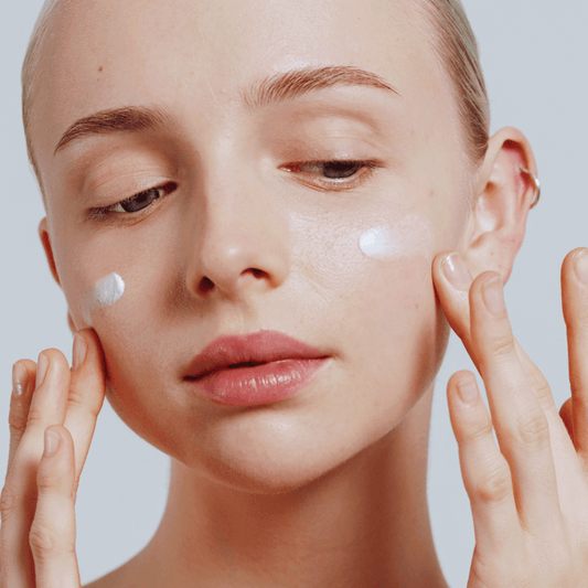 Gentle Renewal Serum 0.03% Retinal + Ceramides